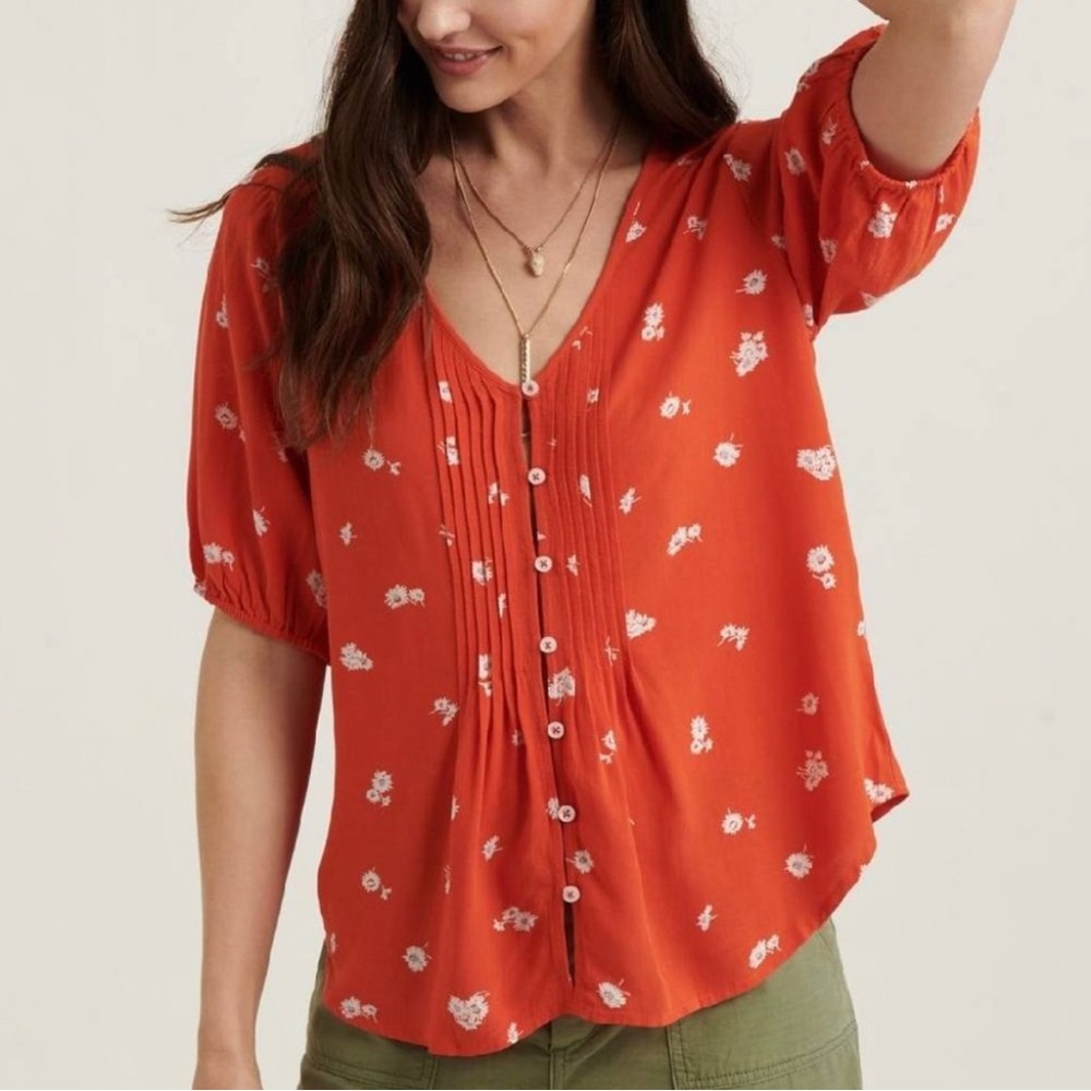 Lucky Brand floral button down blouse